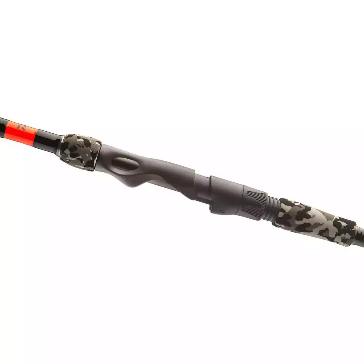 Daiwa Fuego Camo Spin 240cm 30-70g 5 Daiwa Fuego Camo Spin 240cm 30-70g – Bild 3